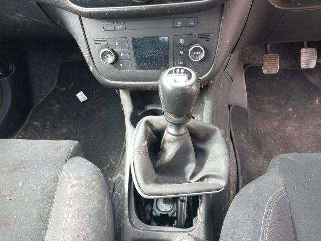 2017 FIAT PUNTO EASY