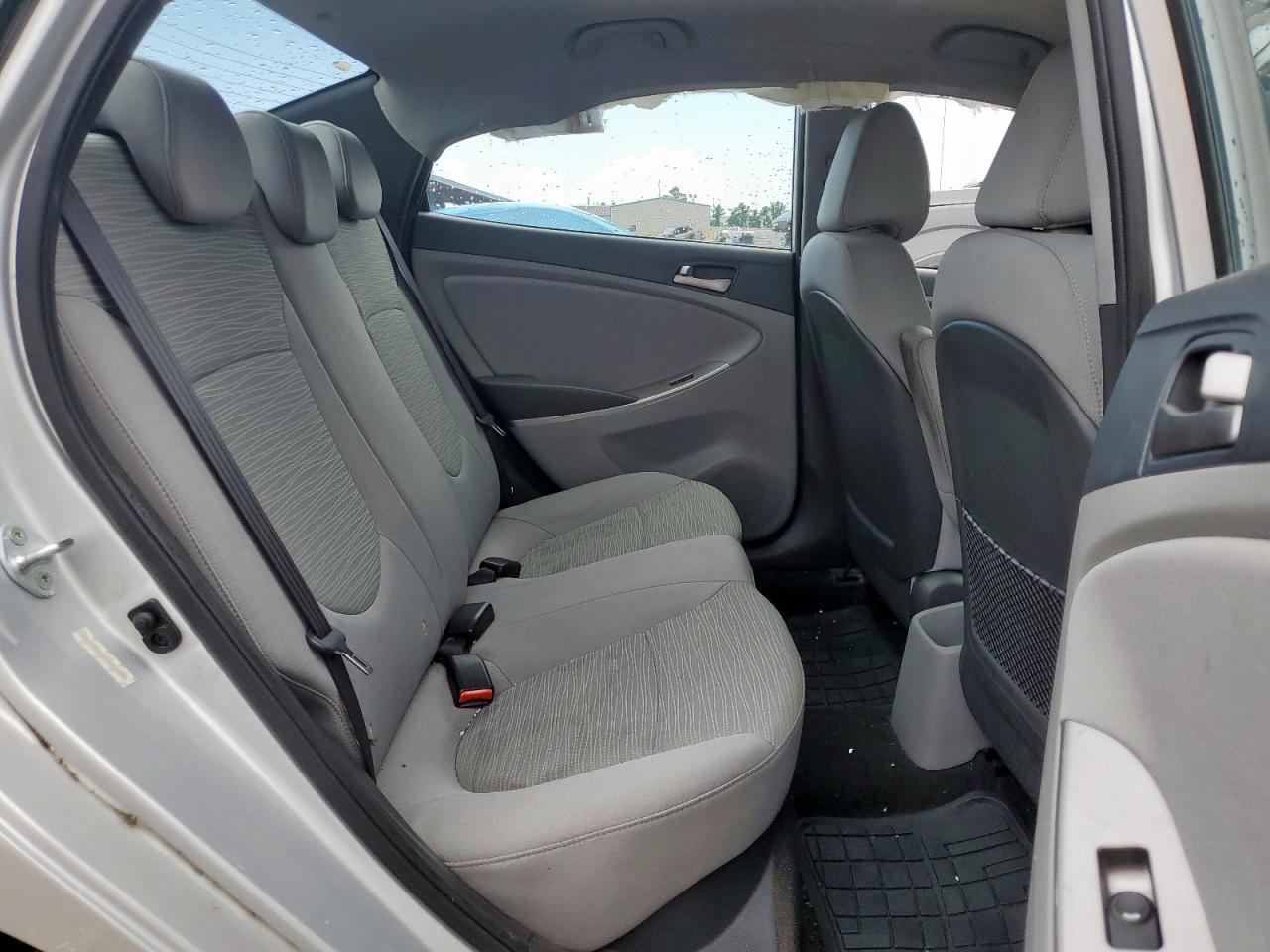 2015 Hyundai Accent Gls VIN: KMHCT4AE6FU820165 Lot: 64485275