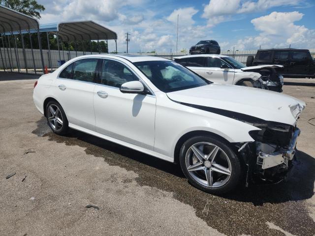  MERCEDES-BENZ E-CLASS 2017 Biały