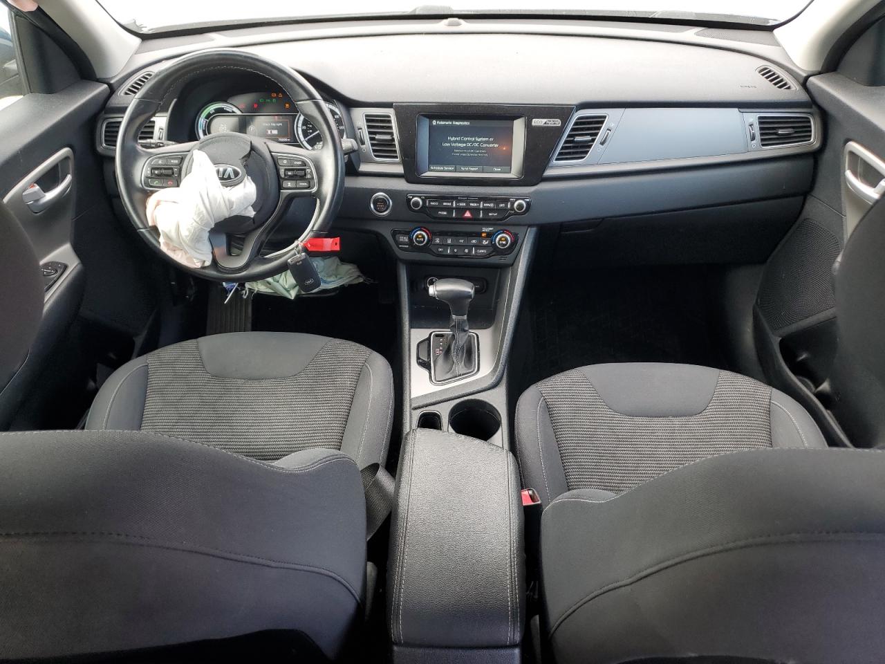 kndcb3lc2k5255415 KNDCB3LC2K5255415 2019 Kia Niro Fe