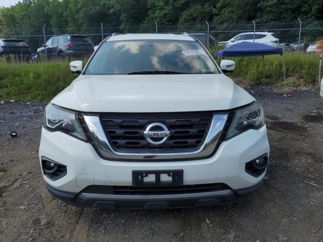  NISSAN PATHFINDER 2017 Белы