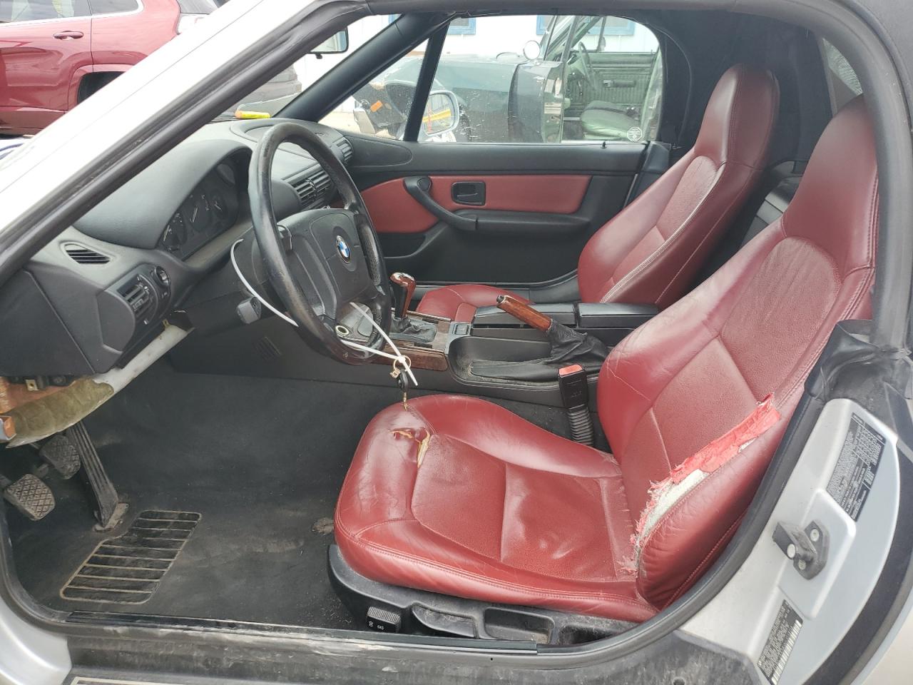 1998 BMW Z3 2.8 VIN: 4USCJ3328WLC13114 Lot: 63158355