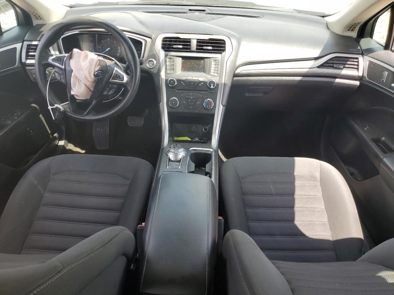 3FA6P0LU2HR385132 FORD FUSION 2017