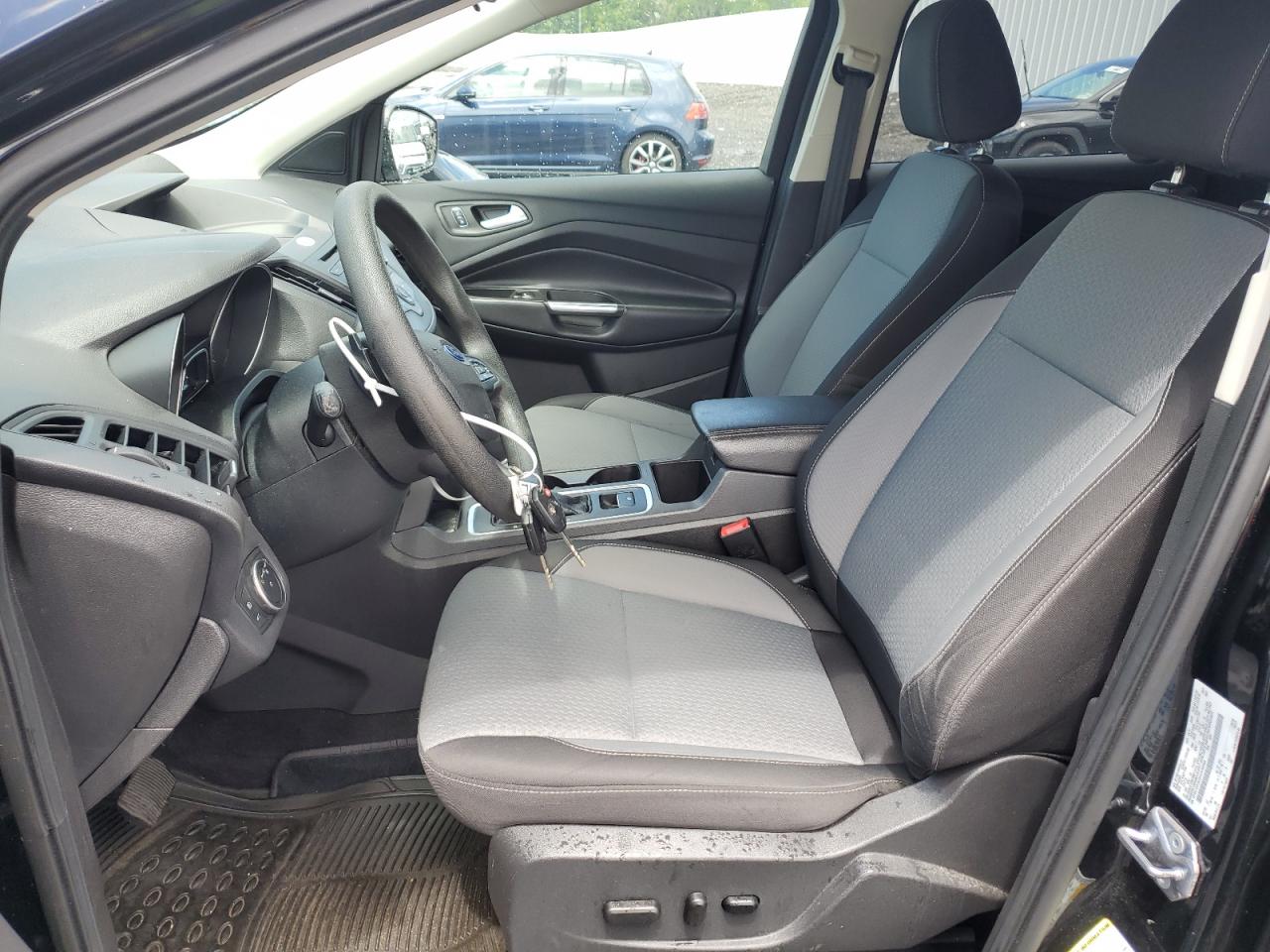 1FMCU0GD2HUD35996 FORD ESCAPE 2017