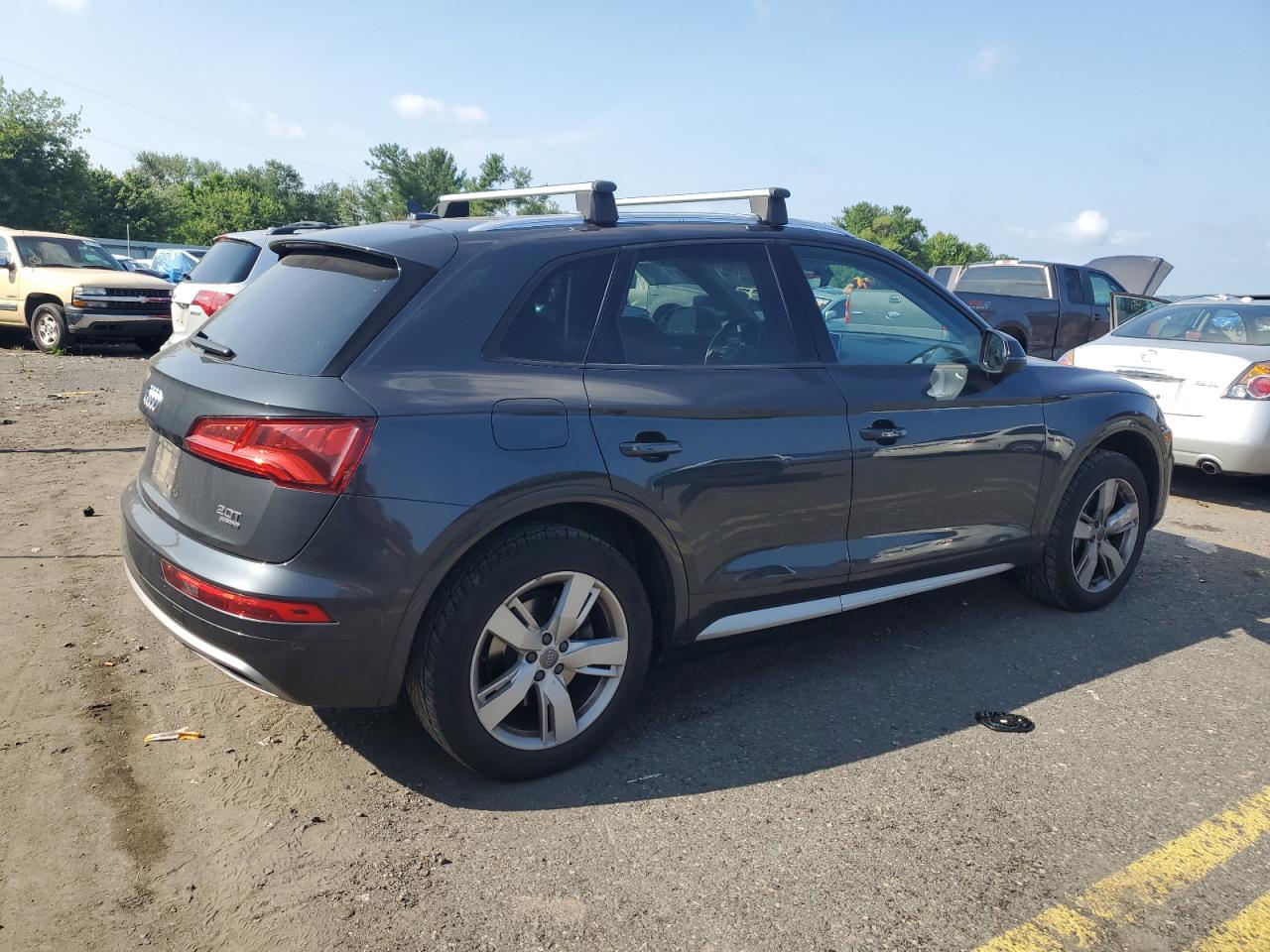 wa1anafy8j2006959 WA1ANAFY8J2006959 2018 Audi Q5 Premium