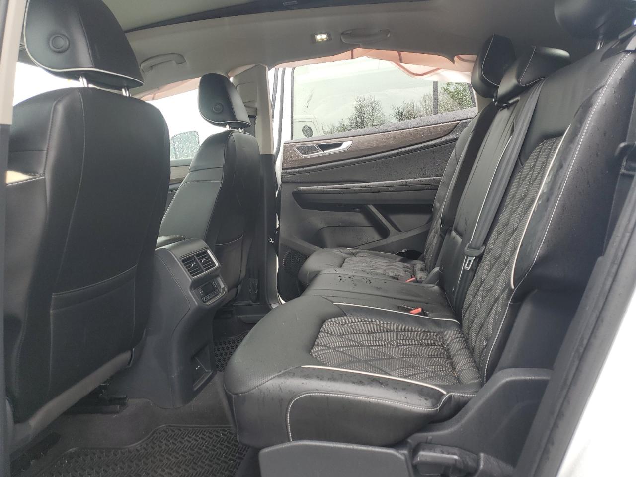2024 Volkswagen Atlas Sel Premium R-Line VIN: 1V2FR2CAXRC529238 Lot: 62569785
