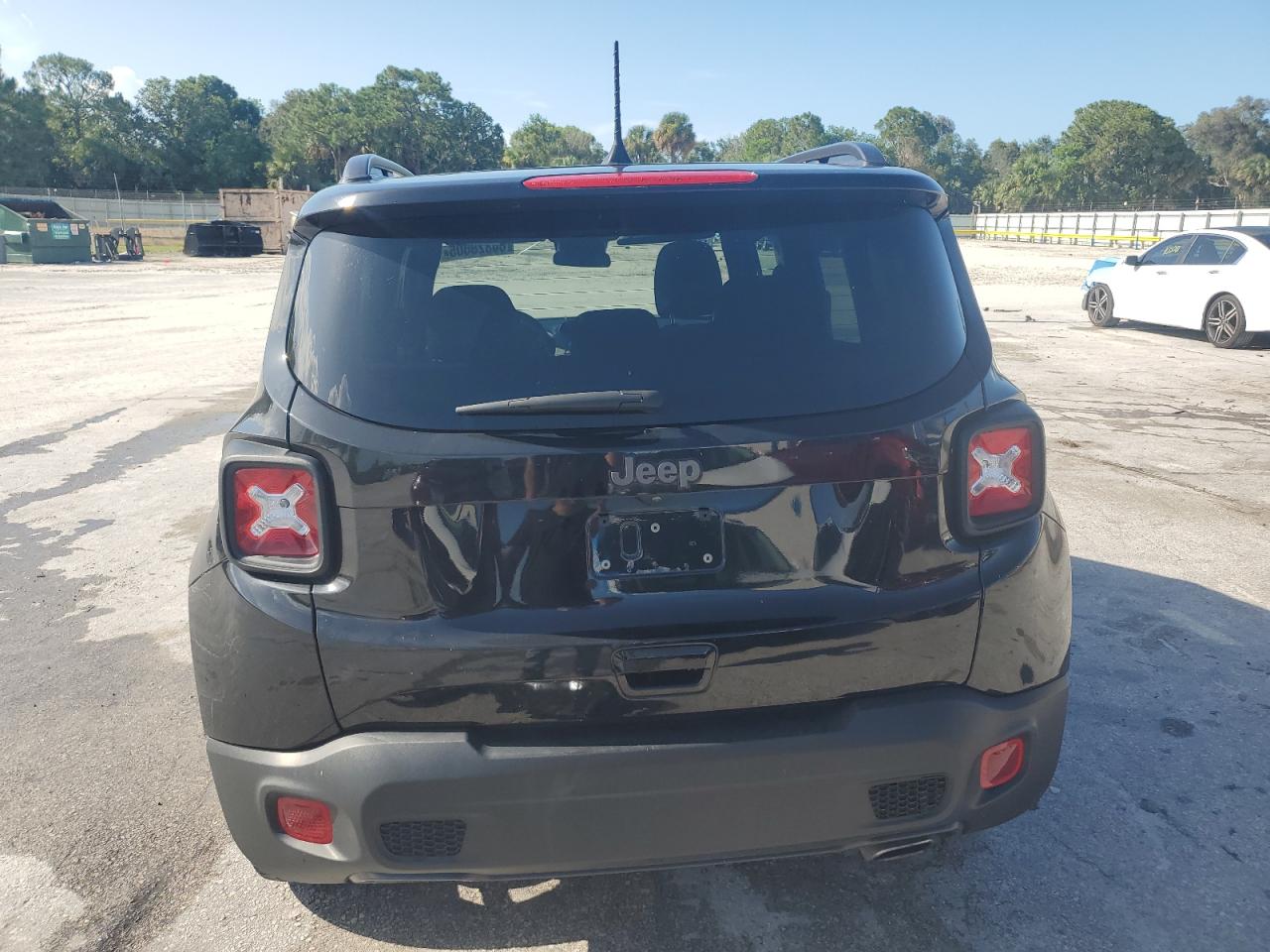 2021 Jeep Renegade Latitude VIN: ZACNJCBB5MPM75689 Lot: 64820505