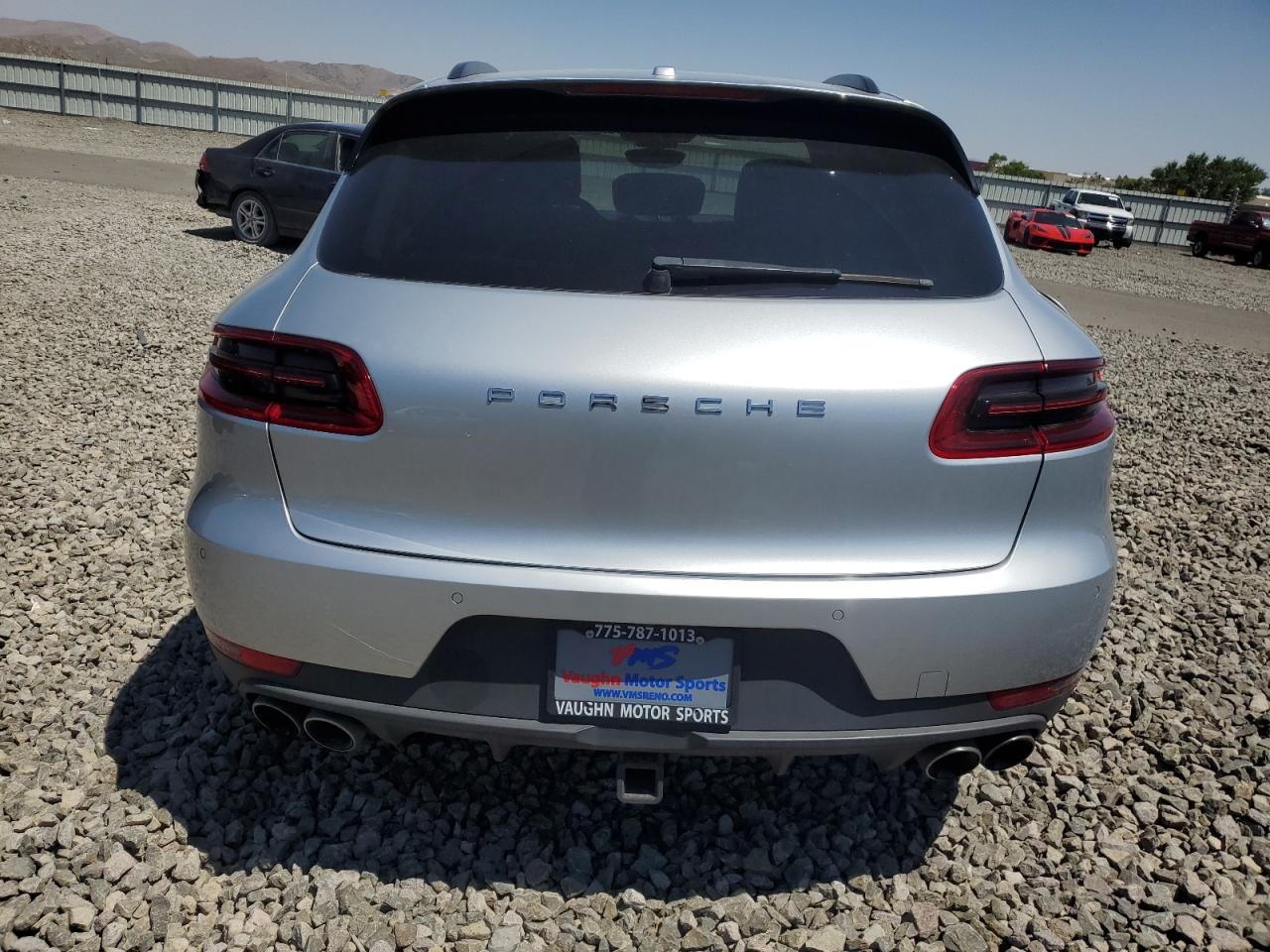 2017 Porsche Macan S VIN: WP1AB2A58HLB11389 Lot: 64252075