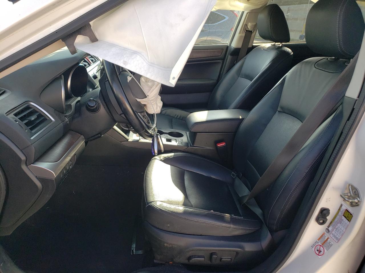 2016 Subaru Outback 3.6R Limited VIN: 4S4BSENC8G3280922 Lot: 65066975