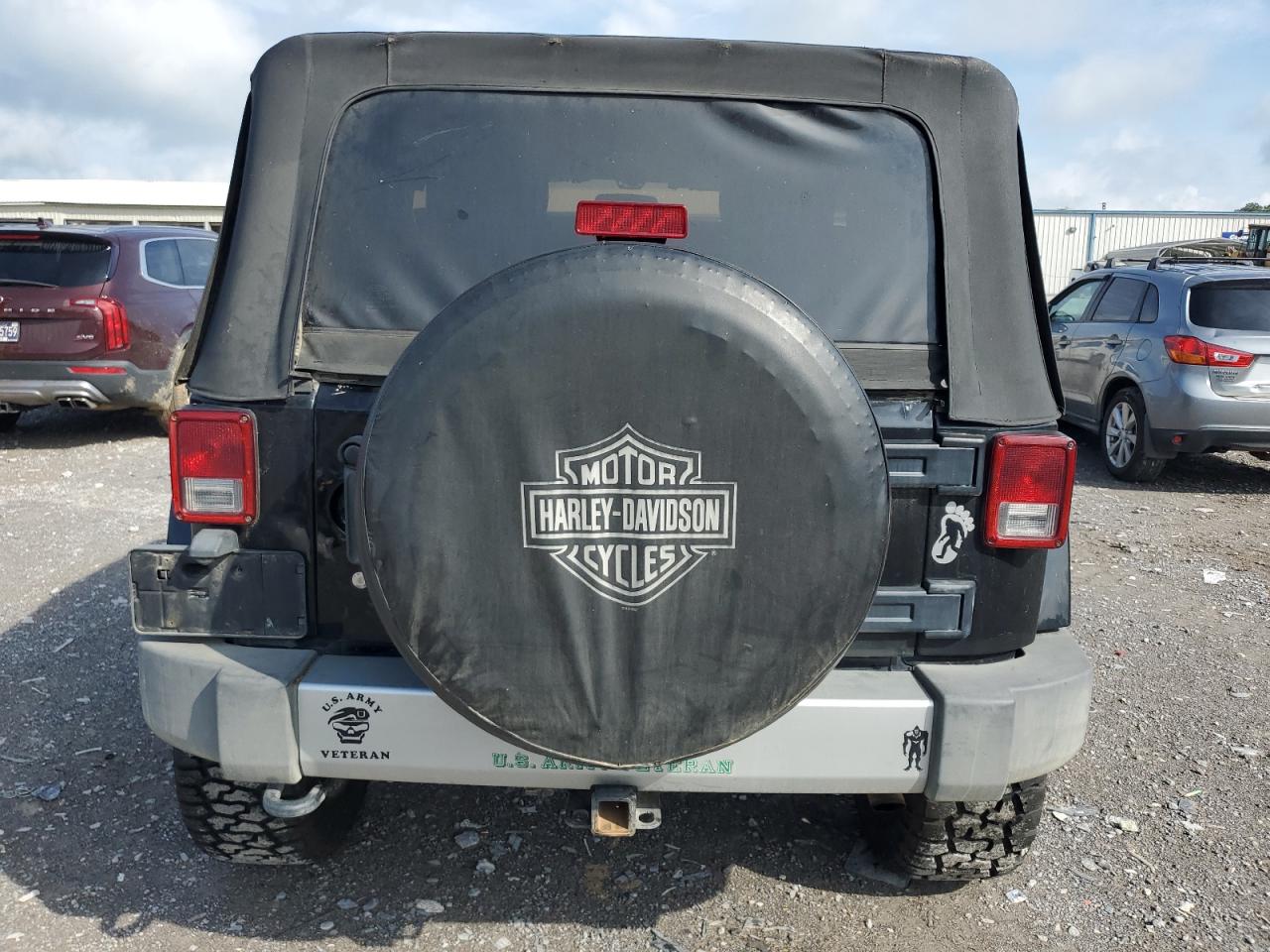 2011 Jeep Wrangler Sahara VIN: 1J4AA5D15BL552185 Lot: 63065185