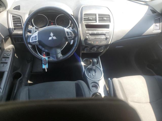 Parquets MITSUBISHI OUTLANDER 2013 Biały
