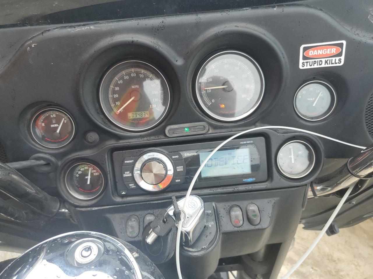 2008 Harley-Davidson Flhtcui VIN: 1HD1FC4118Y695530 Lot: 63799965