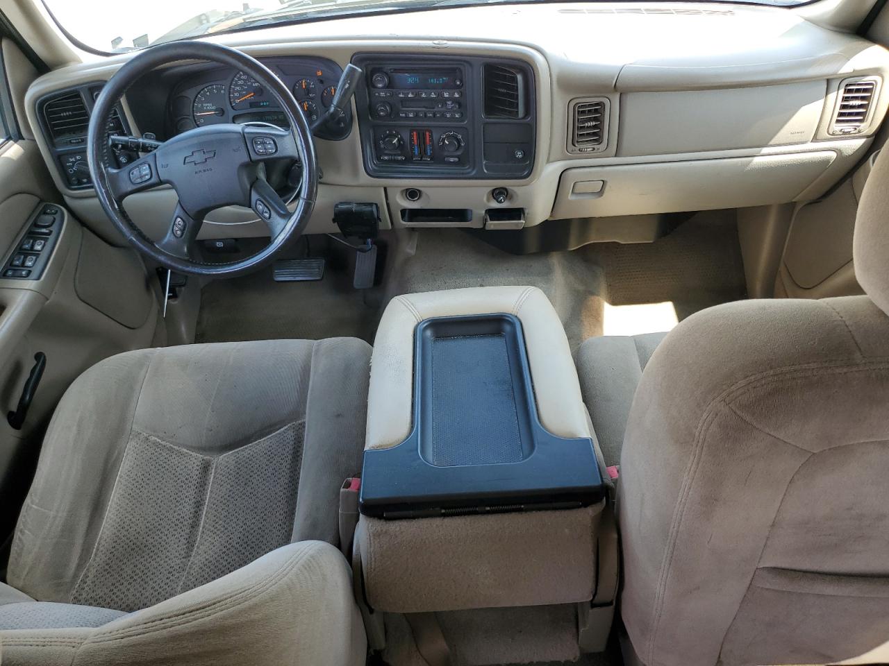 2005 Chevrolet Suburban K1500 VIN: 1GNFK16Z55J218718 Lot: 64479405