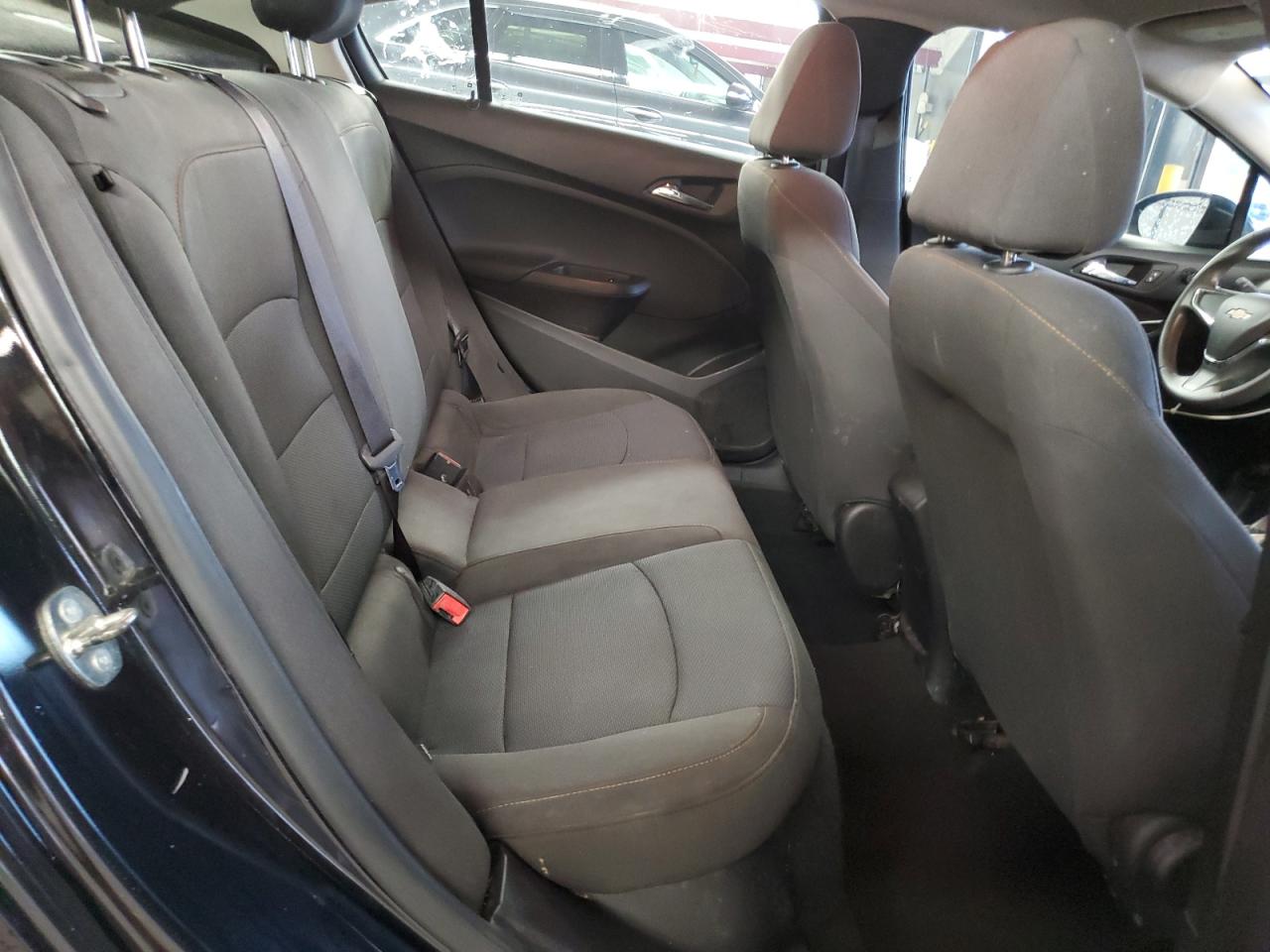 2018 Chevrolet Cruze Ls VIN: 1G1BC5SM2J7143482 Lot: 64848465