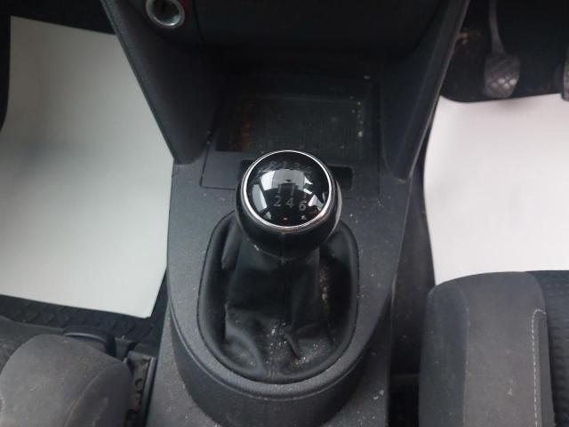 2010 VOLKSWAGEN TOURAN MAT