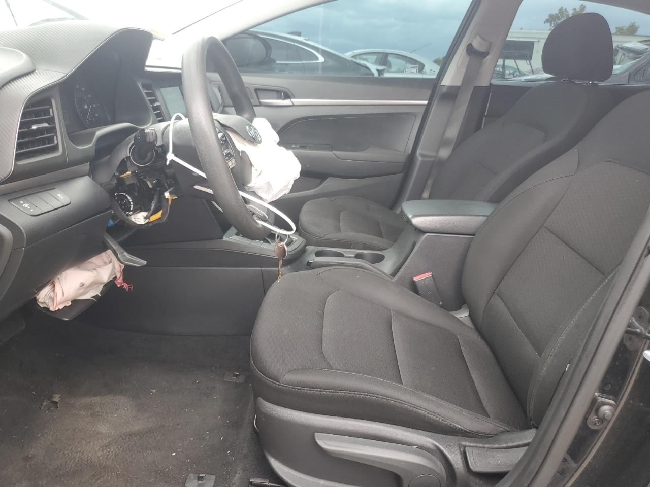 2019 Hyundai Elantra Se VIN: 5NPD74LF0KH472662 Lot: 64946305
