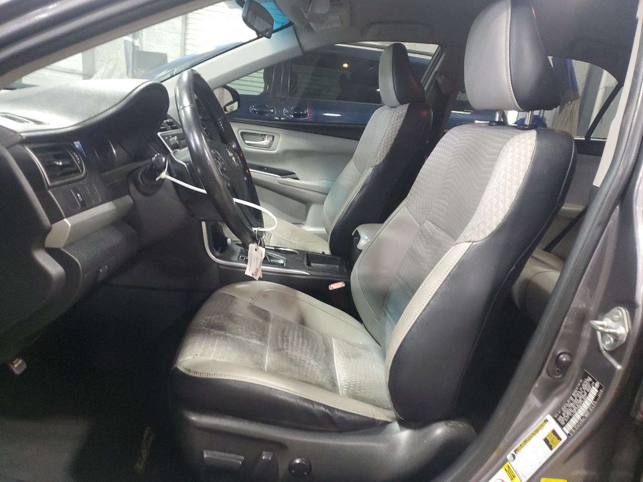 2015 Toyota Camry Le VIN: 4T1BF1FK8FU101841 Lot: 64572705
