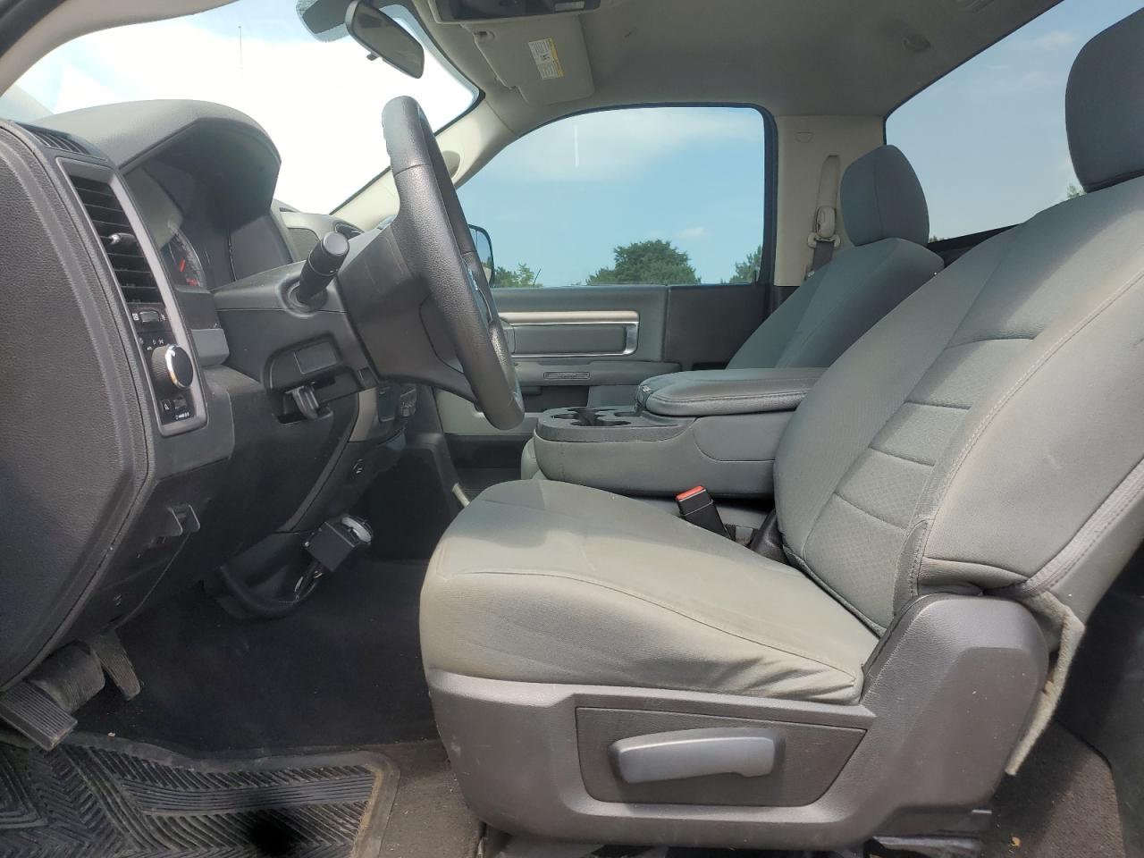 2018 Ram 3500 St VIN: 3C63R3AJ1JG132166 Lot: 65060565