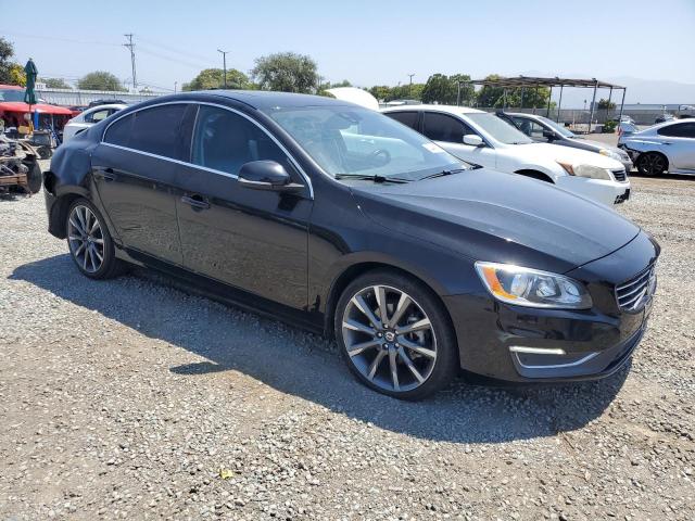 Sedans VOLVO S60 2015 Czarny
