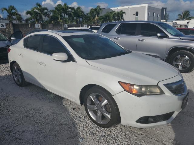Sedans ACURA ILX 2013 Biały