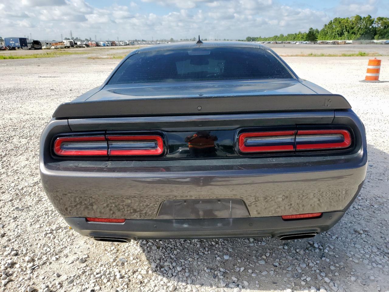 2022 Dodge Challenger R/T Scat Pack VIN: 2C3CDZFJ8NH184889 Lot: 64698225