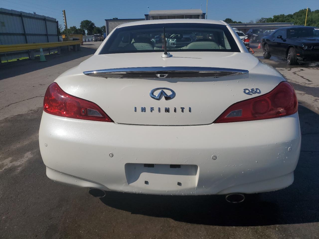 2015 Infiniti Q60 Base VIN: JN1CV6FE7FM810508 Lot: 63295685