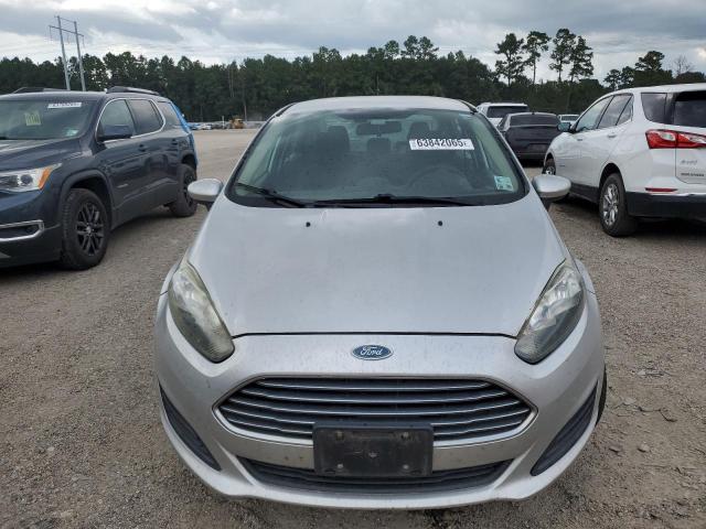 Седаны FORD FIESTA 2014 Серебристый
