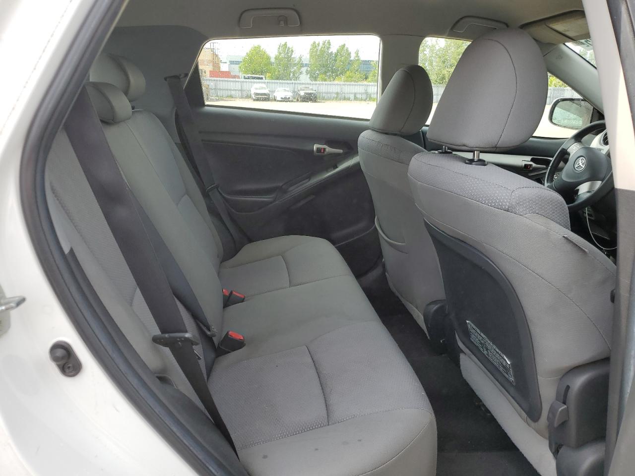 2009 Toyota Corolla Matrix S VIN: 2T1LE40E29C003924 Lot: 63926335