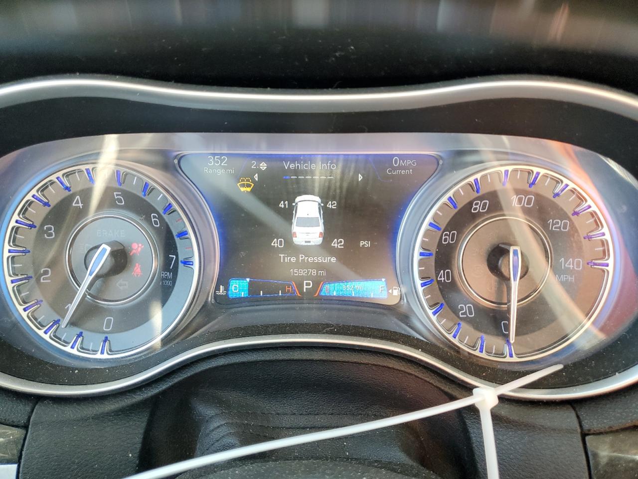 2016 Chrysler 300C VIN: 2C3CCAEG4GH320156 Lot: 64112565
