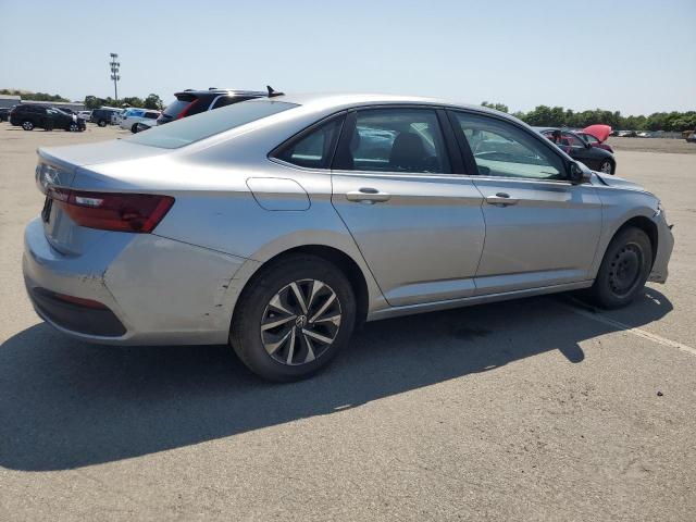  VOLKSWAGEN JETTA 2022 Silver