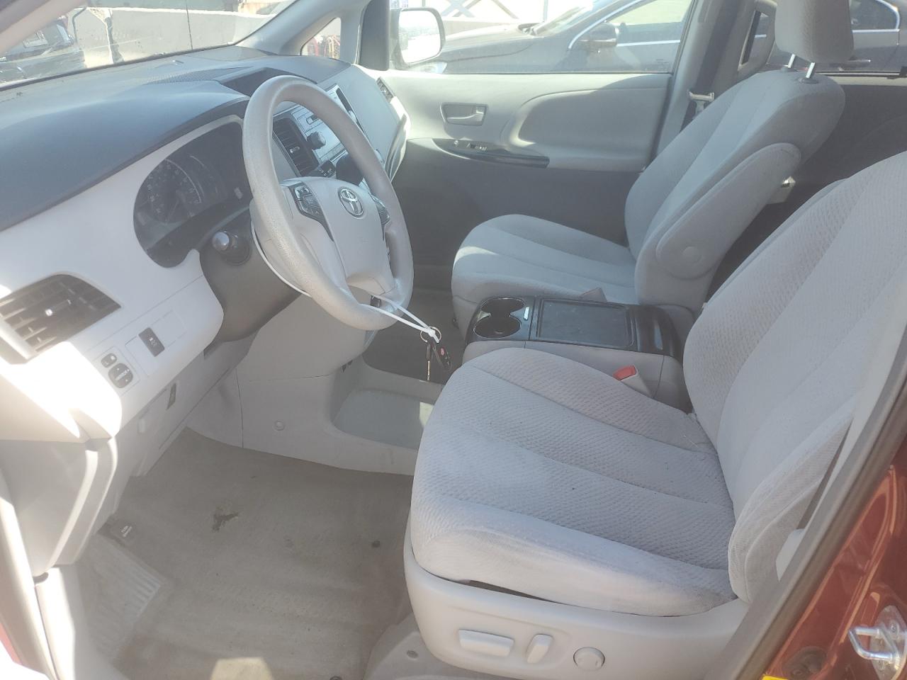 2012 Toyota Sienna Le VIN: 5TDKK3DC2CS254920 Lot: 63150495