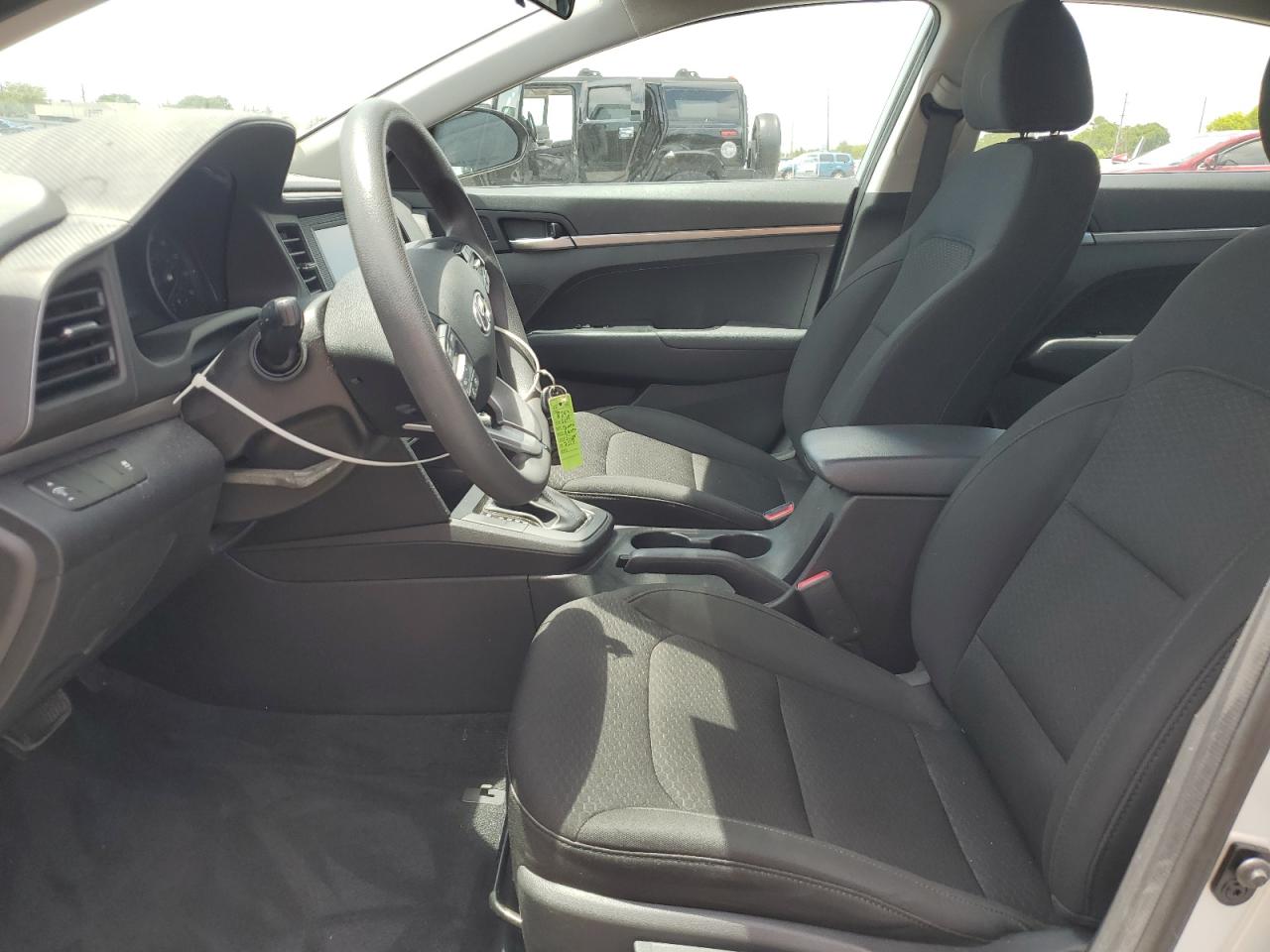 2019 Hyundai Elantra Se VIN: 5NPD74LF9KH447517 Lot: 64010015
