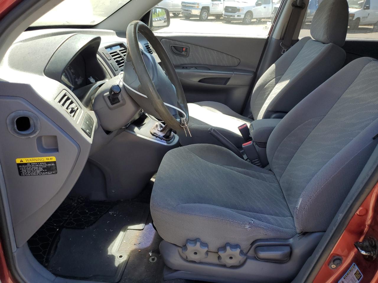 2005 Hyundai Tucson Gl VIN: KM8JM12B75U100184 Lot: 66578575