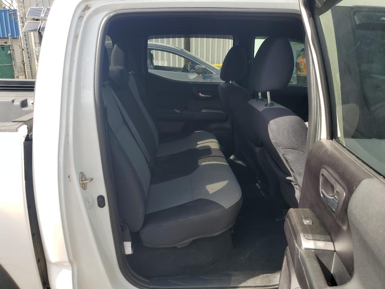 5TFCZ5AN3LX215393 2020 Toyota Tacoma Double Cab