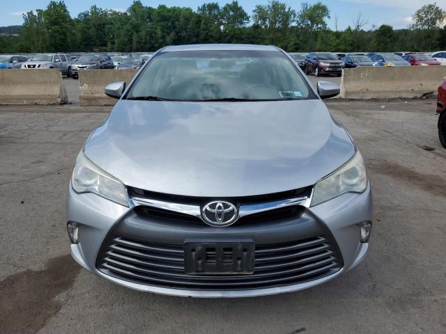 Sedans TOYOTA CAMRY 2015 Silver