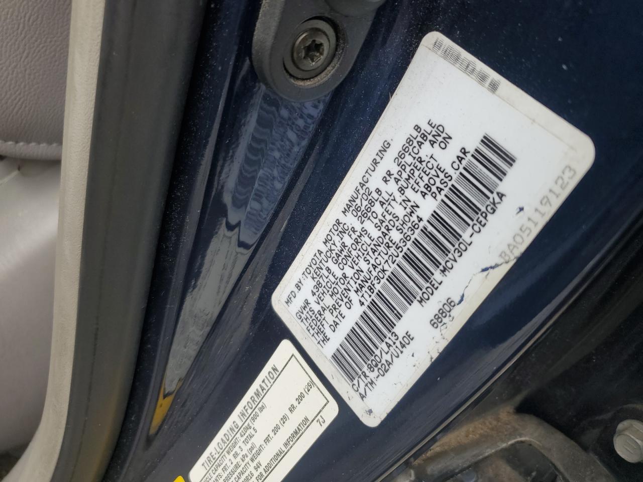 2002 Toyota Camry Le VIN: 4T1BF30K72U536364 Lot: 64980635