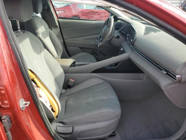  HYUNDAI ELANTRA 2022 Czerwony