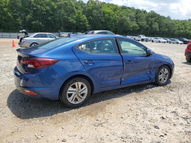  HYUNDAI ELANTRA 2019 Синий