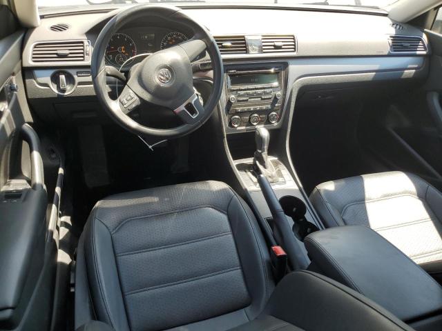  VOLKSWAGEN PASSAT 2015 Biały