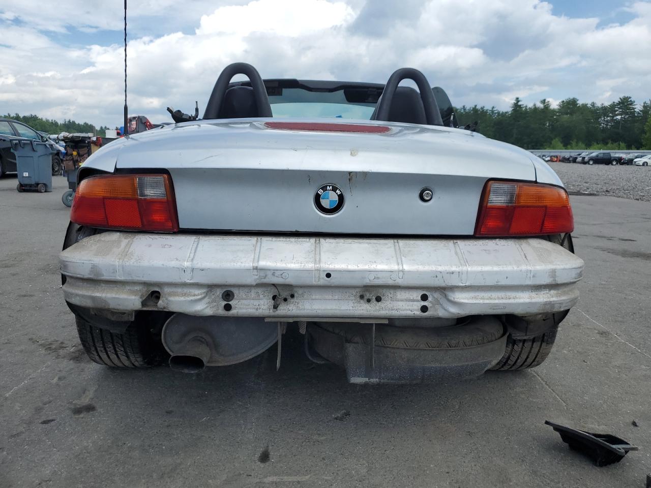 1998 BMW Z3 1.9 VIN: 4USCH7338WLE10067 Lot: 63195995
