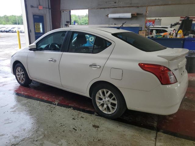  NISSAN VERSA 2018 Белы