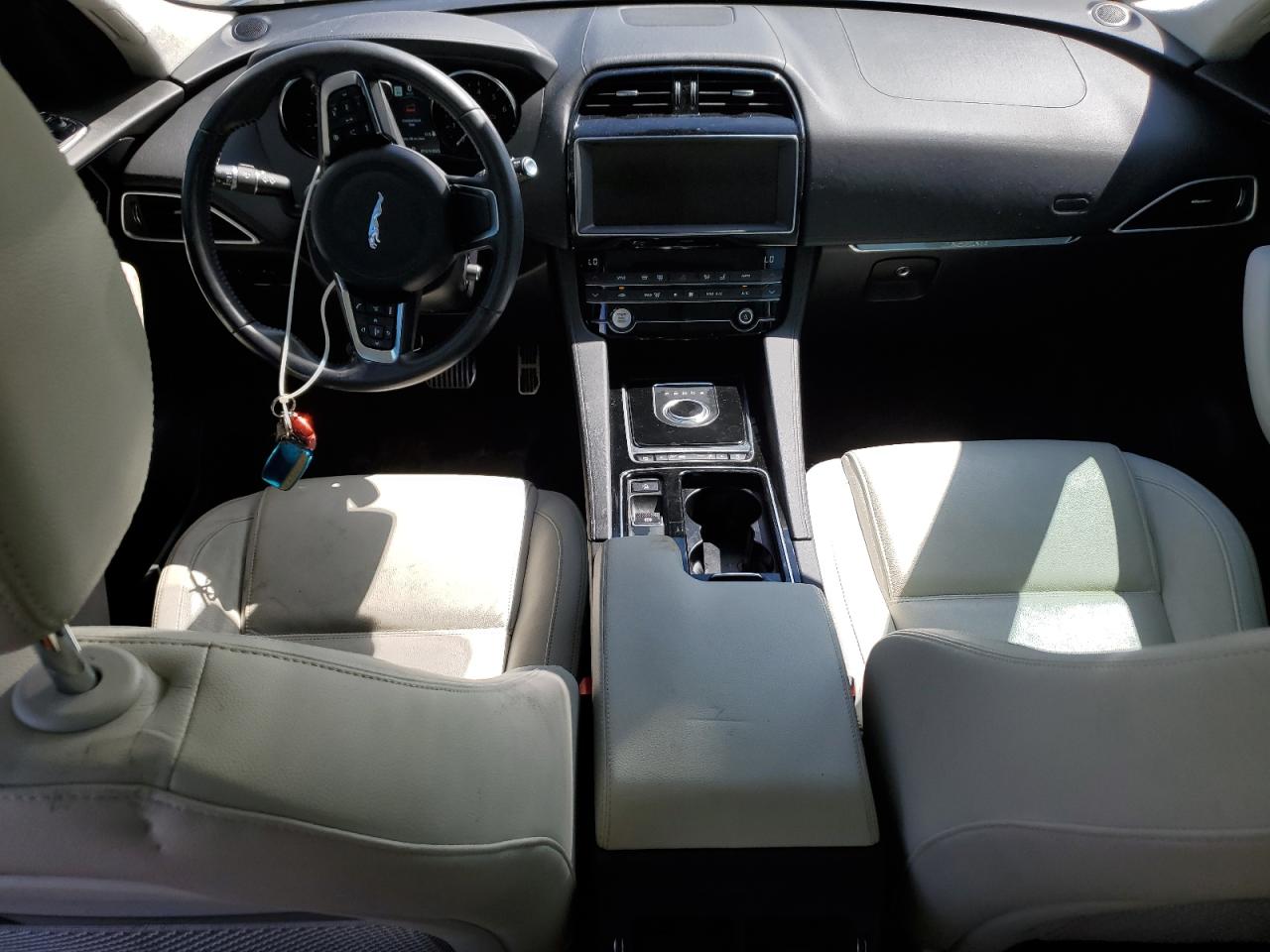 sadck2fx4ka606538 SADCK2FX4KA606538 2019 Jaguar F-Pace Prestige