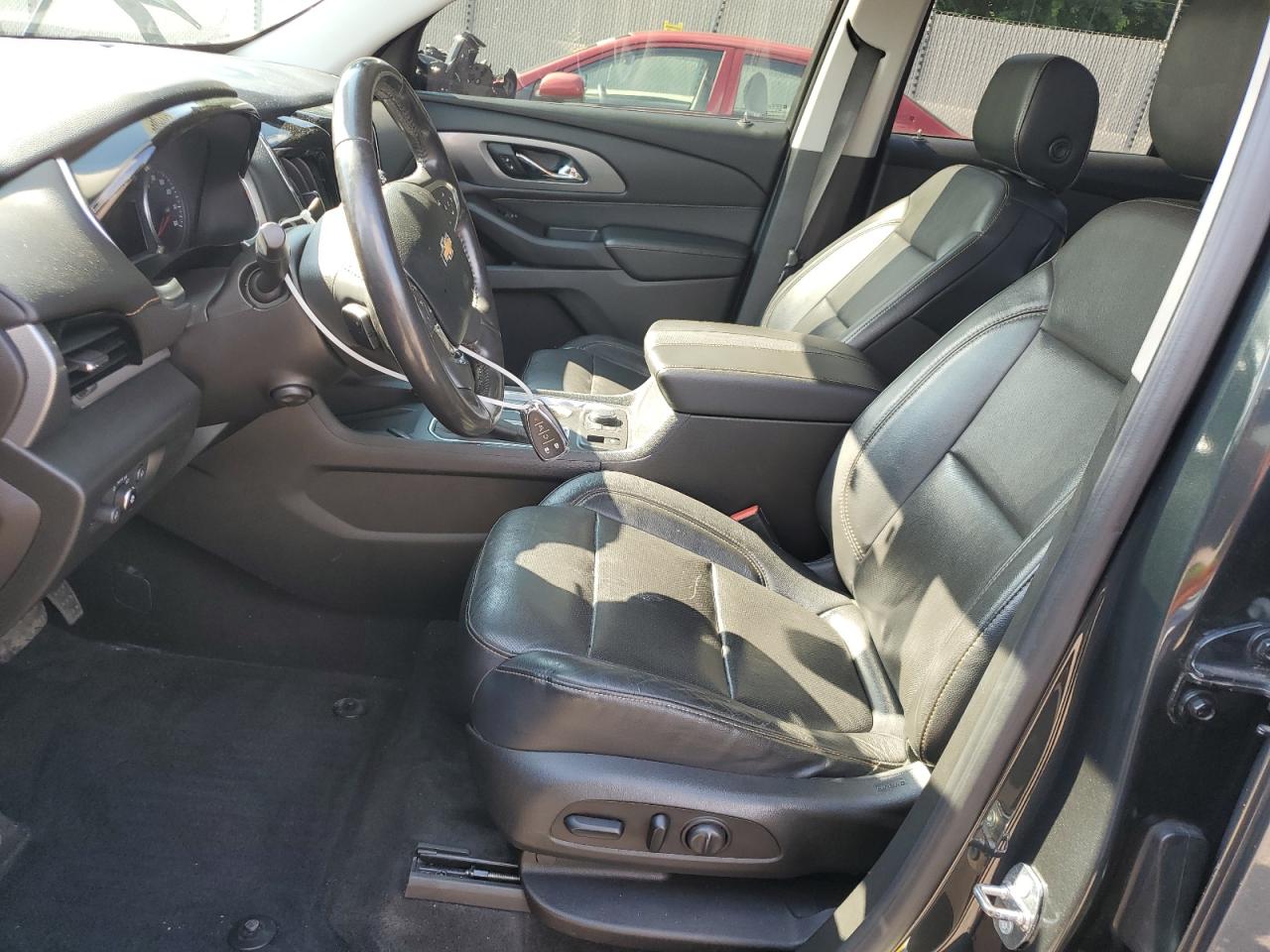 2018 Chevrolet Traverse Premier VIN: 1GNEVJKW2JJ151200 Lot: 61215335