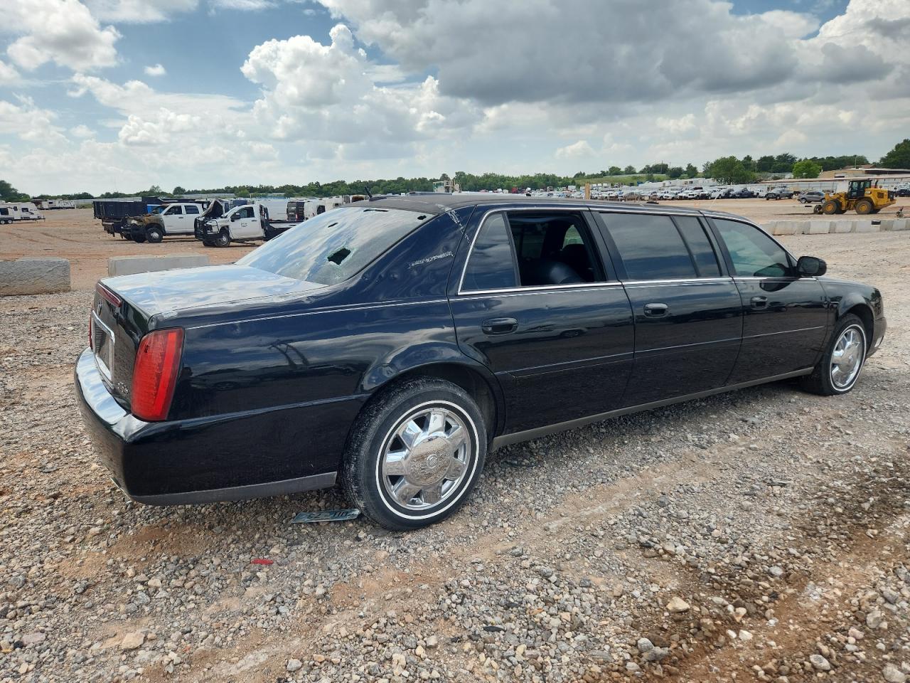 2005 Cadillac Professional Chassis black null gas 1GEEH90Y45U550169 photo #4