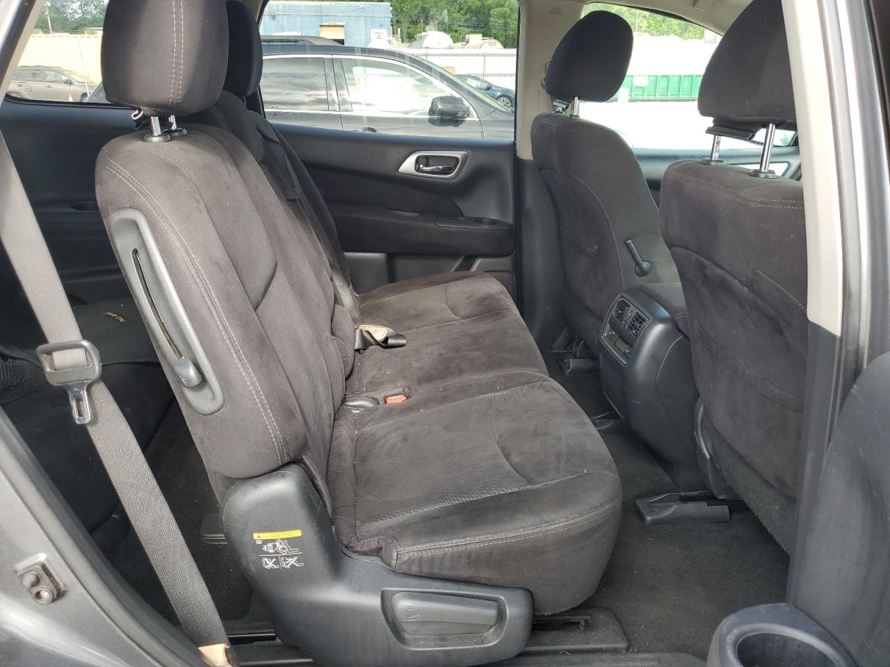 2015 Nissan Pathfinder S VIN: 5N1AR2MM1FC604386 Lot: 65441175