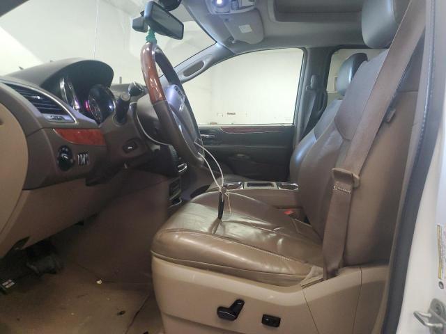  CHRYSLER MINIVAN 2013 White
