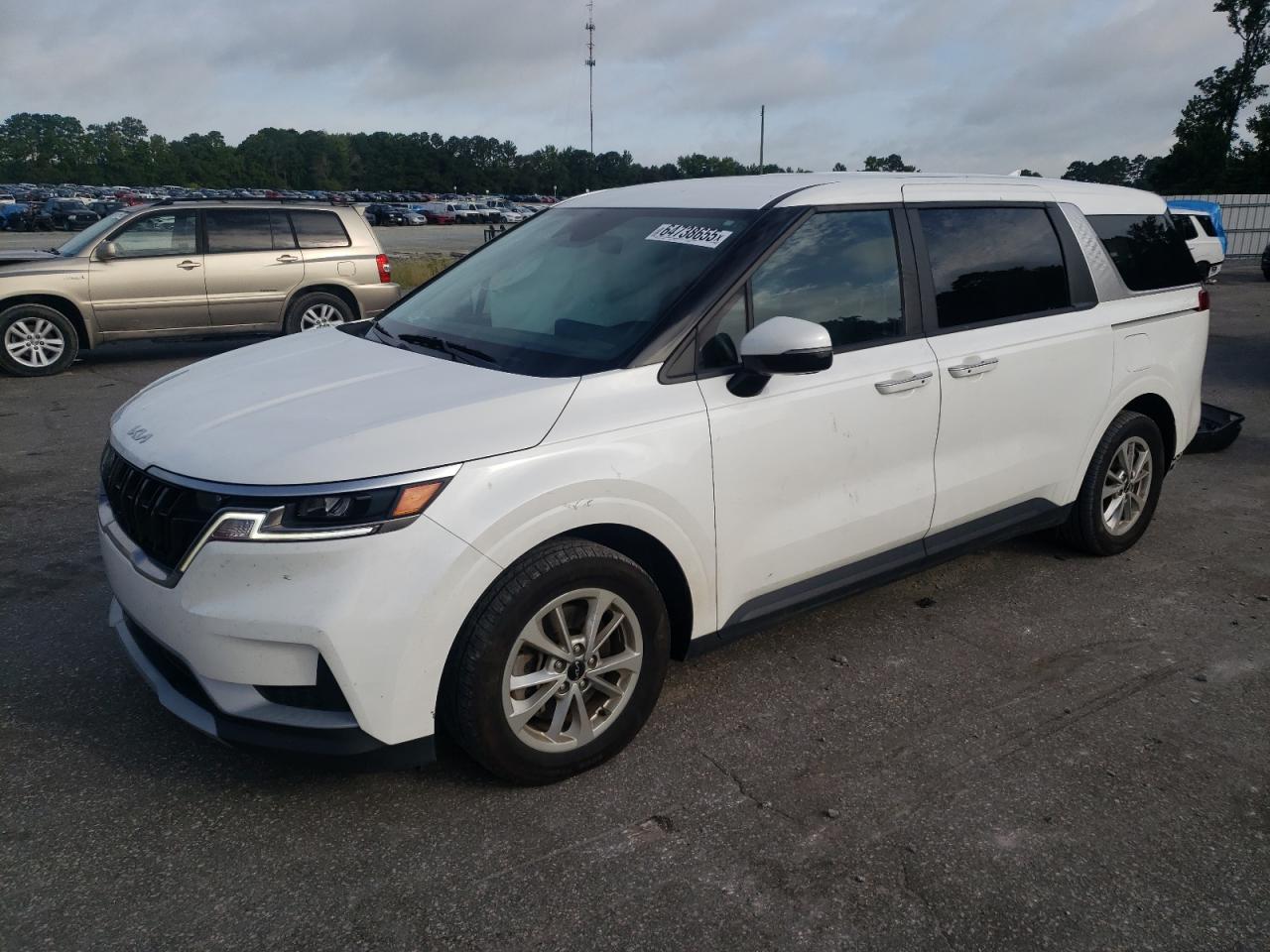 2024 Kia Carnival Lx