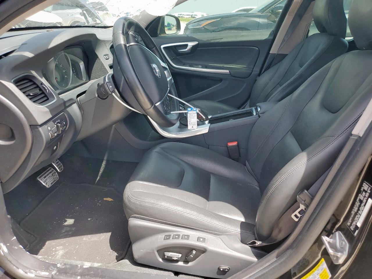 2017 Volvo S60 VIN: YV126MFL1H2422000 Lot: 63082785