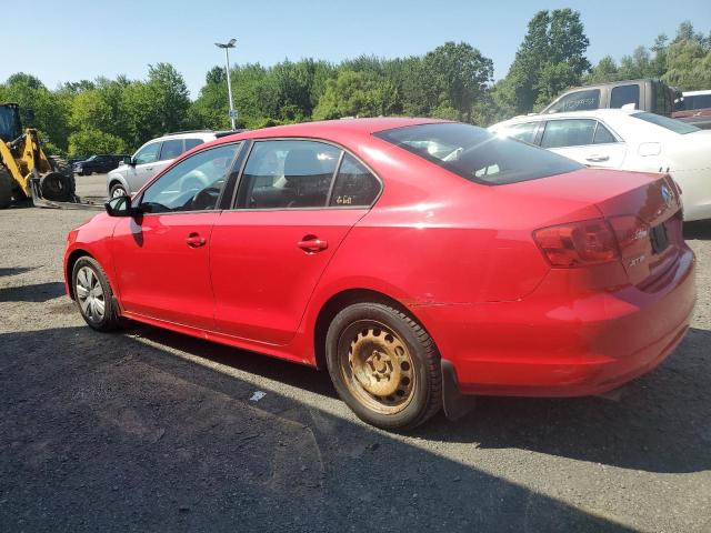 Sedans VOLKSWAGEN JETTA 2012 Czerwony