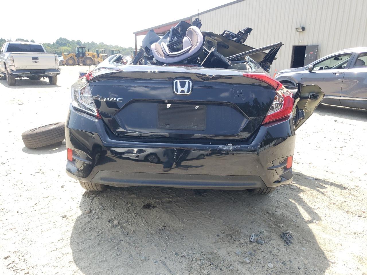 2018 Honda Civic Lx VIN: 2HGFC2F5XJH567380 Lot: 66036525